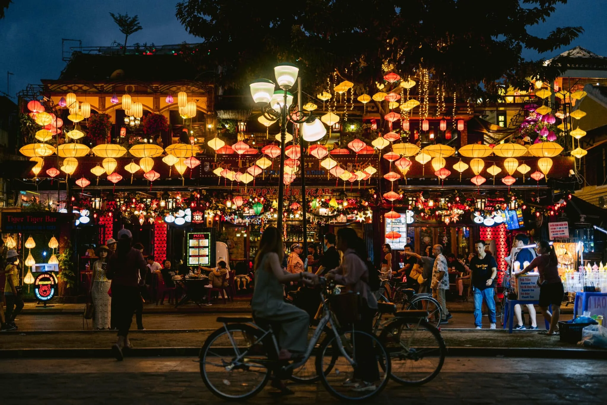Nico & Myrell, Vietnam